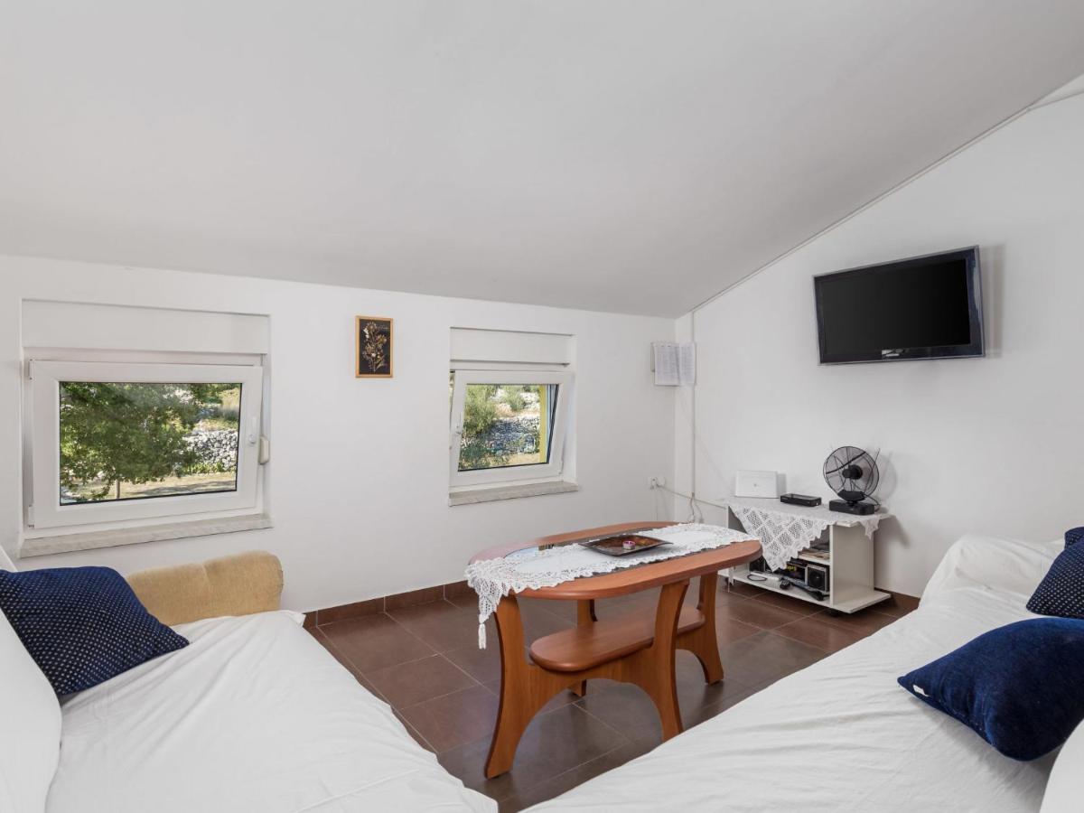 Holiday Home Radmila - Mlk137 By Interhome Šilo Zewnętrze zdjęcie